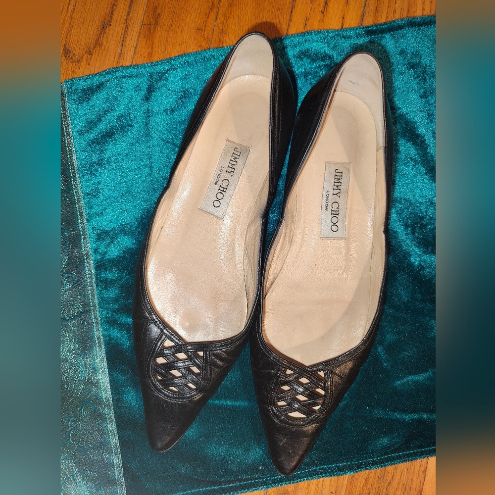 Jimmy Choo Women's Shoes Pointed Flats Black Leather Size 38